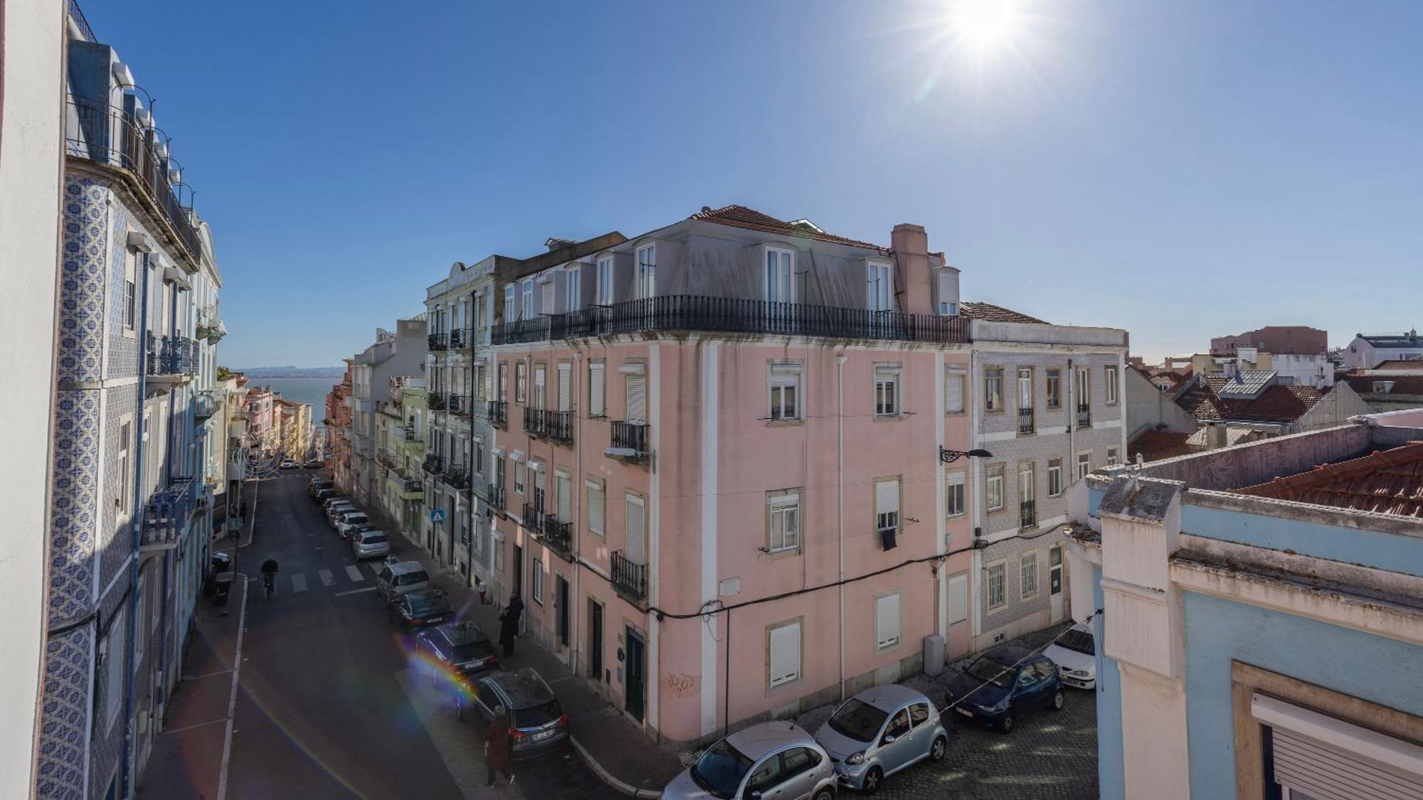 Comfort & Bright Apartment By Lovelystay Lisbon Exterior photo